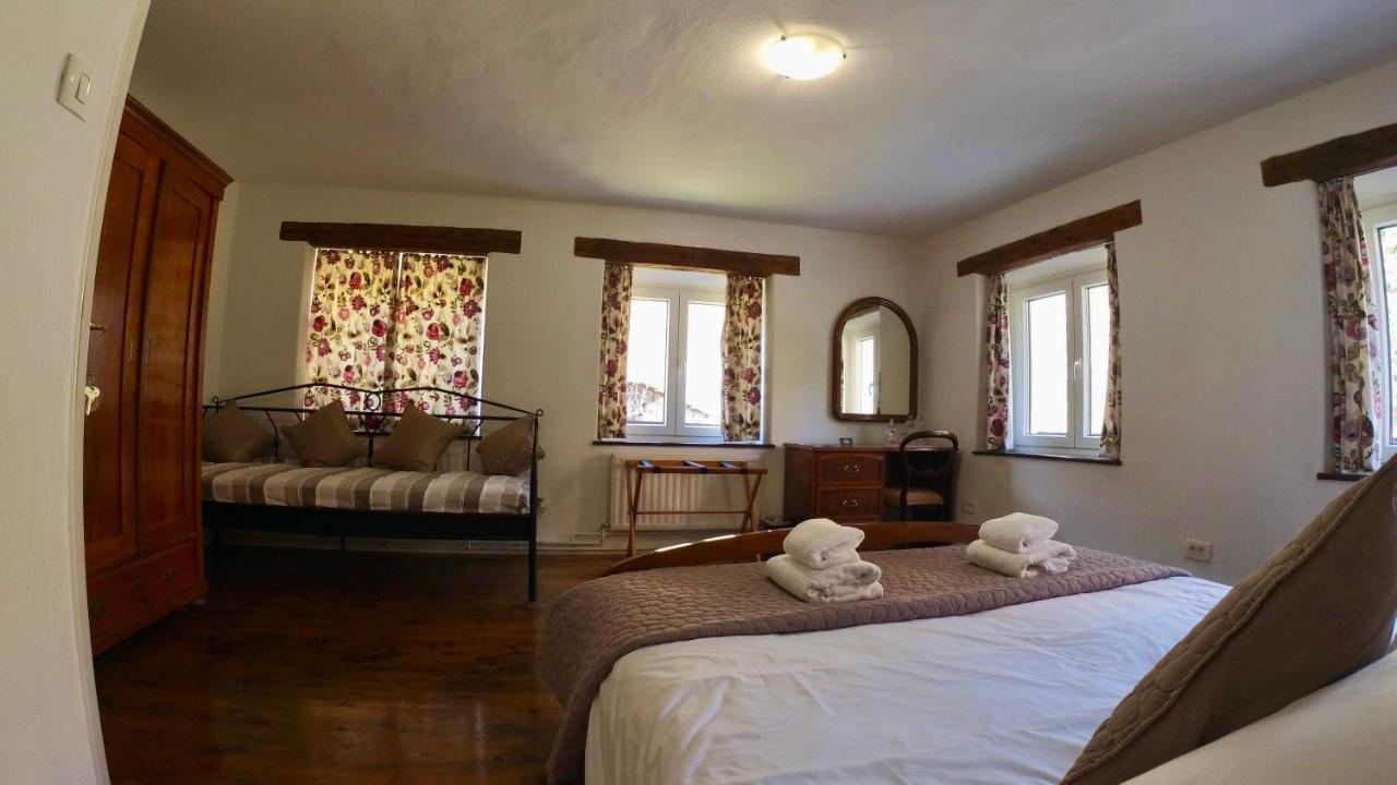 Hisa Brdo Guesthouse Tolmin Exterior foto